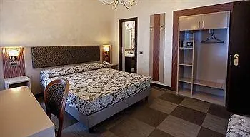 Hotel Romano Отель 2*