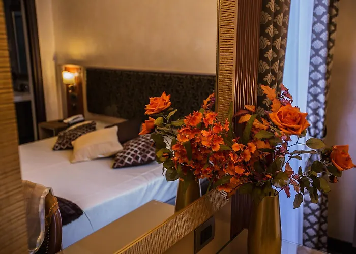 Hotel Romano 2* Рим